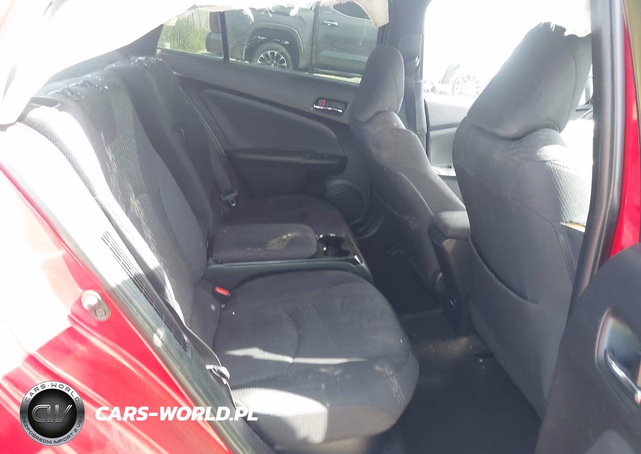 2017 Toyota Prius Prime VIN:JTDKARFP5H3067475 - 8