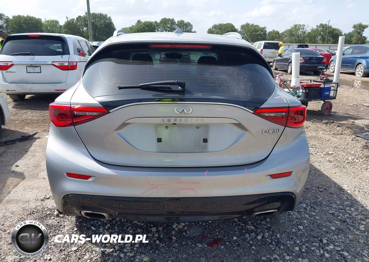 2019 Infiniti Qx30 Luxe VIN:SJKCH5CP6KA009131 - 17
