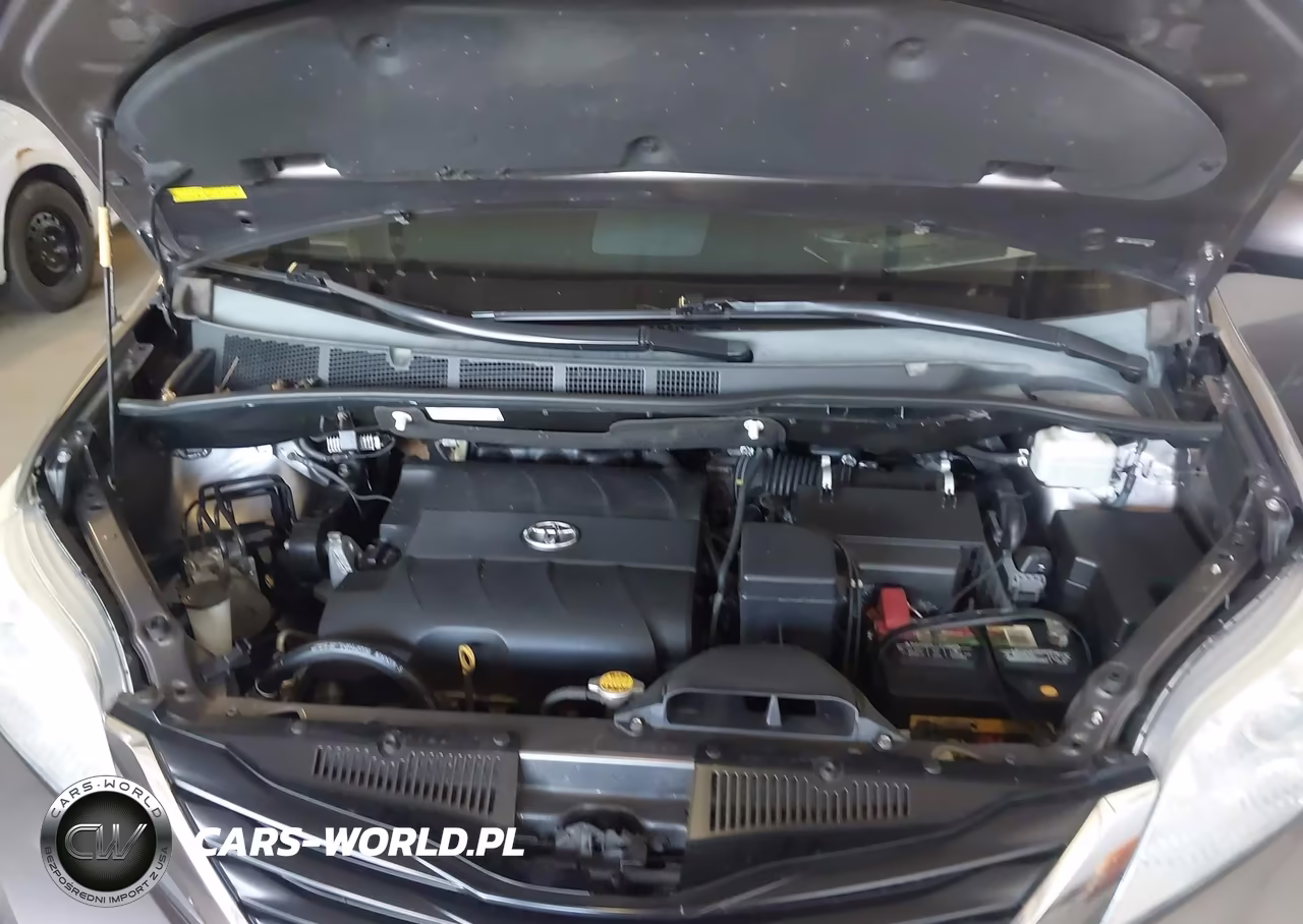 2012 Toyota Sienna Le V6 8 Passenger VIN:5TDKK3DC6CS264379 - 10