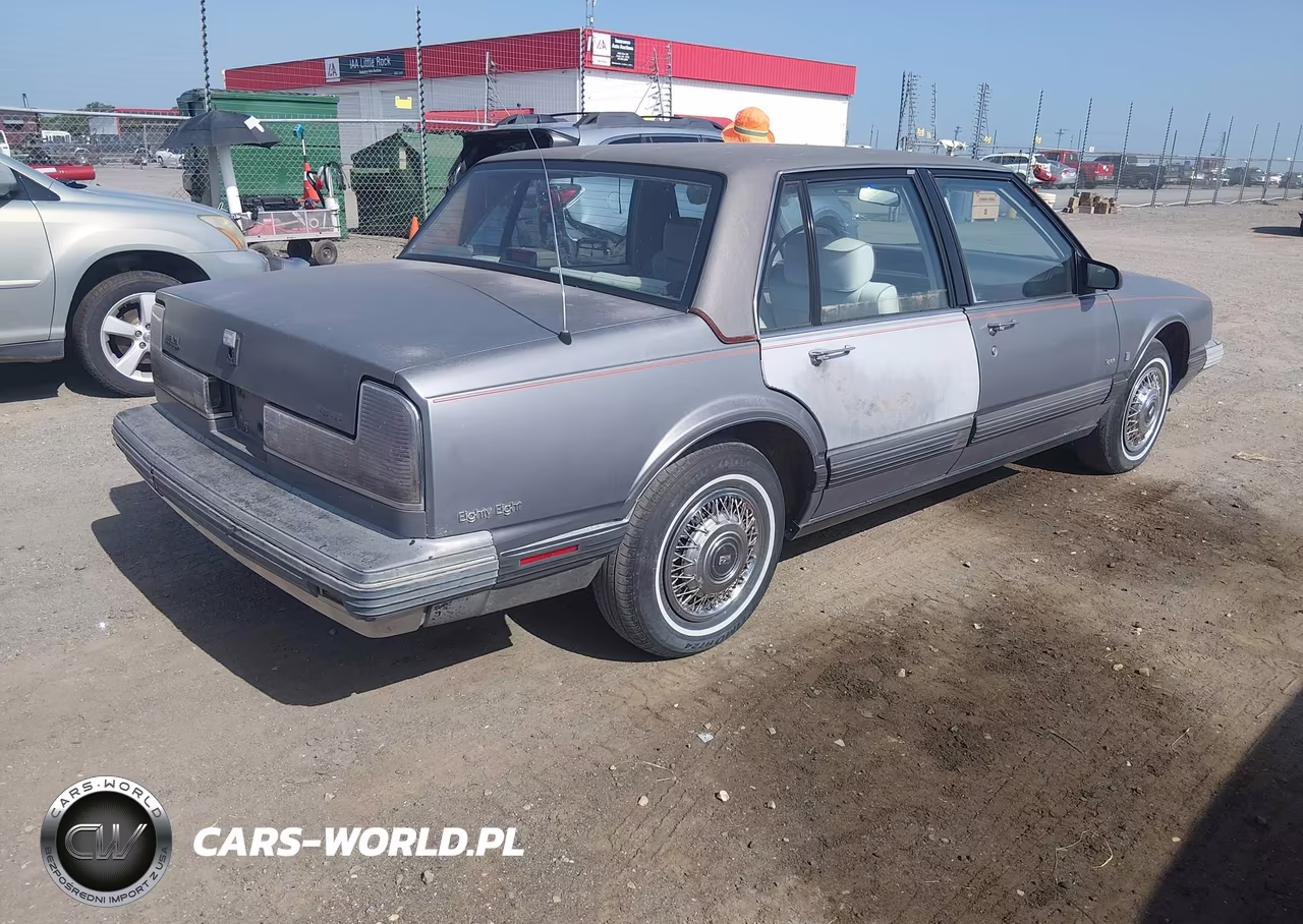 1991 Oldsmobile 88 Royale Brougham VIN:1G3HY54C7M1804549 - 4