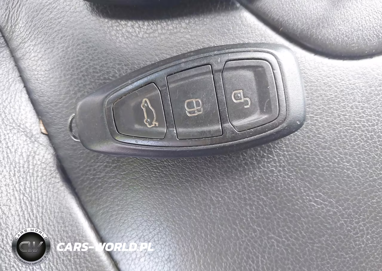 2012 Ford Focus Titanium VIN:1FAHP3N24CL125957 - 11