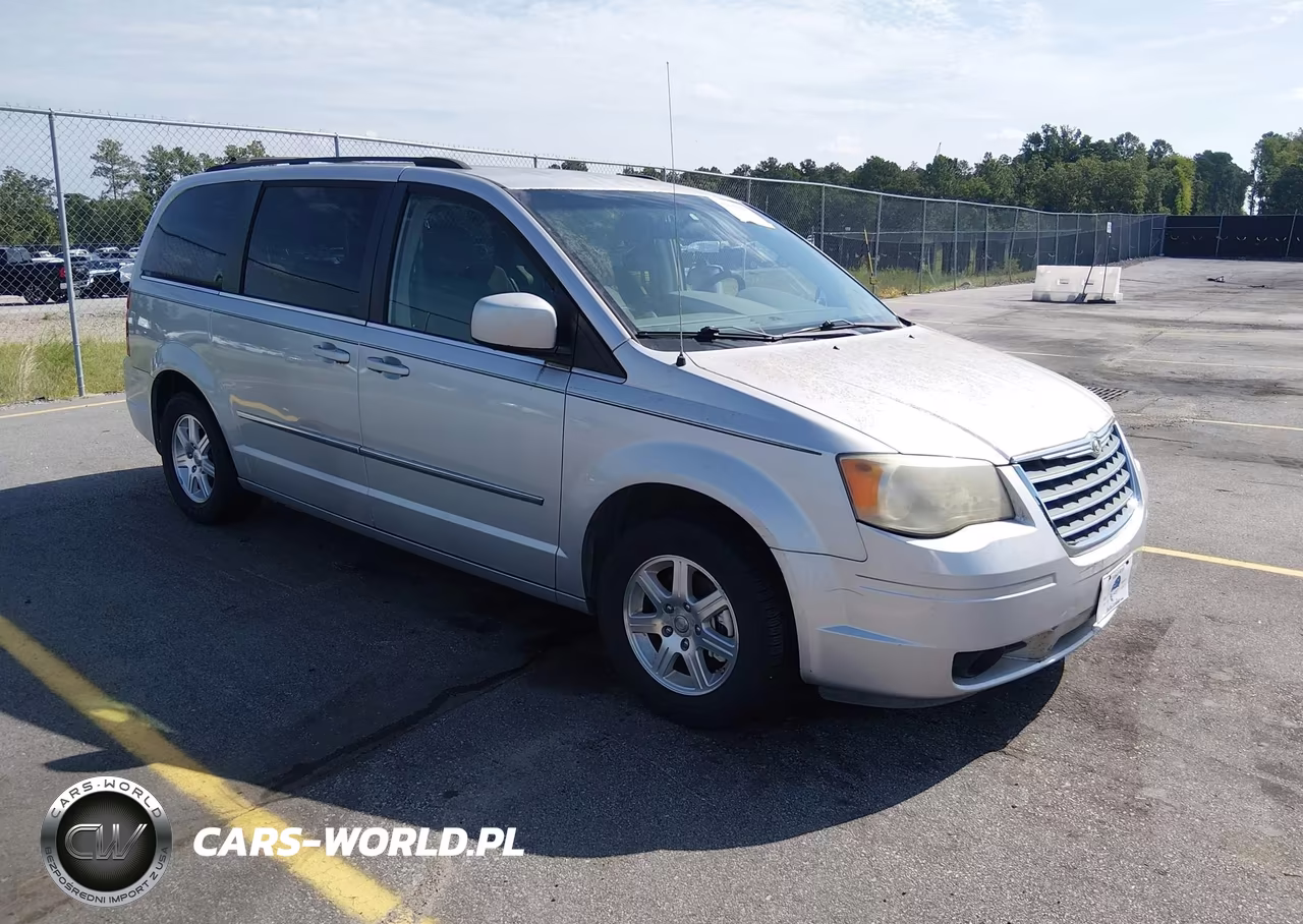 2009 Chrysler Town & Country Touring