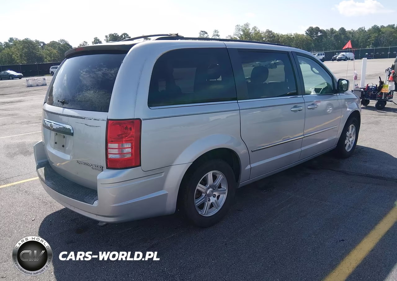 2009 Chrysler Town & Country Touring VIN:2A8HR54179R673338 - 4