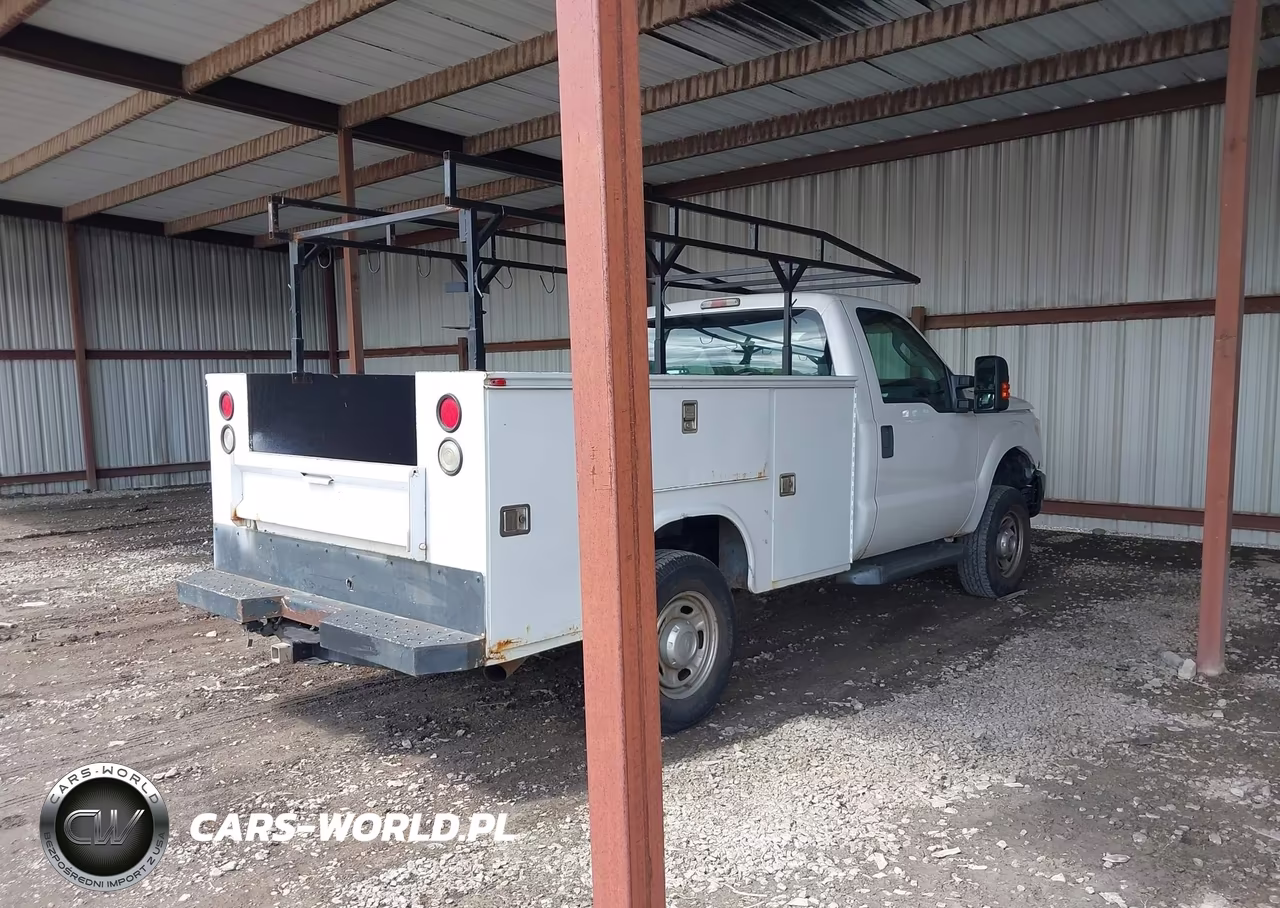 2012 Ford F-350 Xl VIN:1FDRF3B65CEC31763 - 4