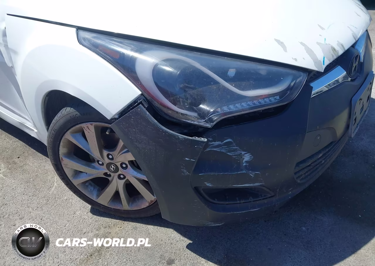 2016 Hyundai Veloster VIN:KMHTC6AD5GU285009 - 6