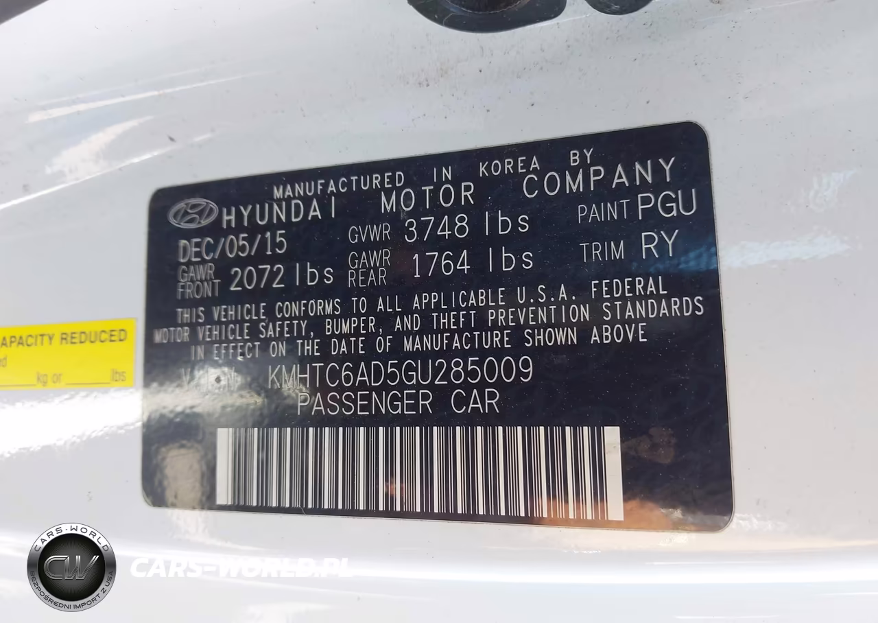 2016 Hyundai Veloster VIN:KMHTC6AD5GU285009 - 9