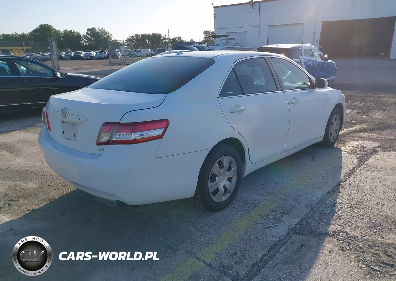 2010 Toyota Camry Le VIN:4T1BF3EK7AU568674 - 4