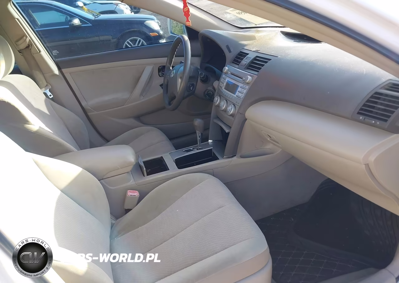2010 Toyota Camry Le VIN:4T1BF3EK7AU568674 - 5