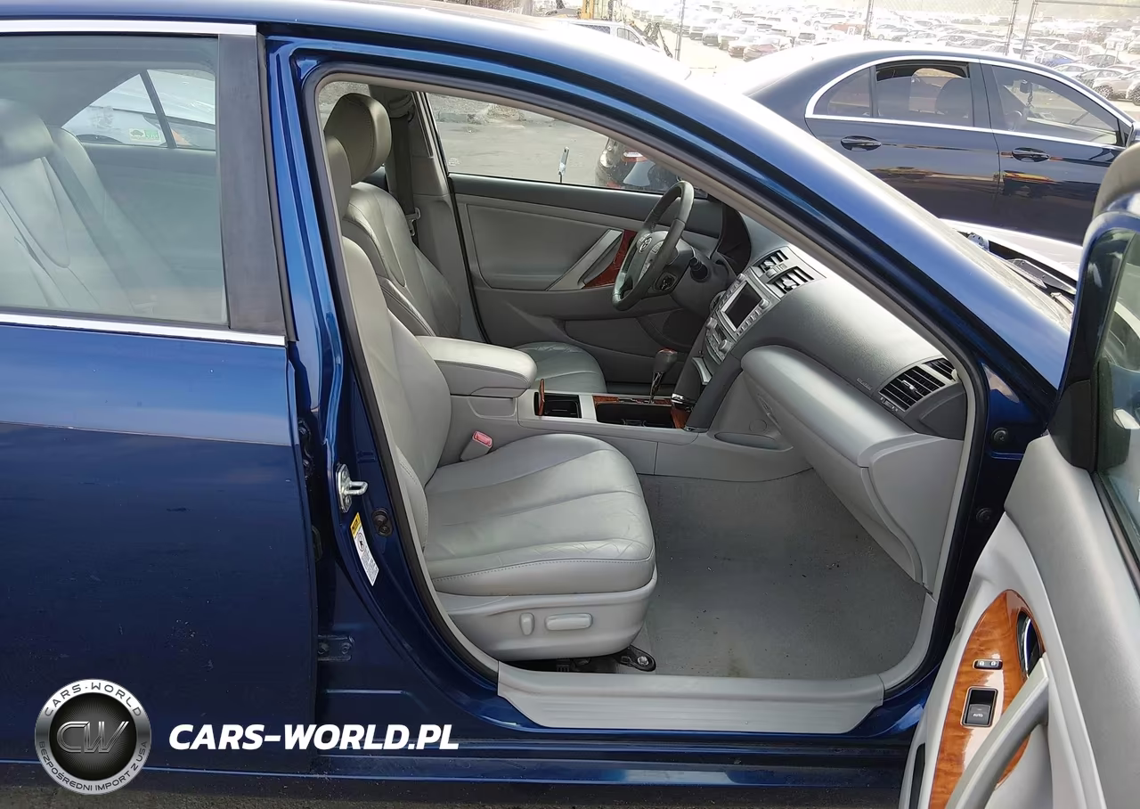 2011 Toyota Camry Hybrid VIN:4T1BB3EK3BU130683 - 5