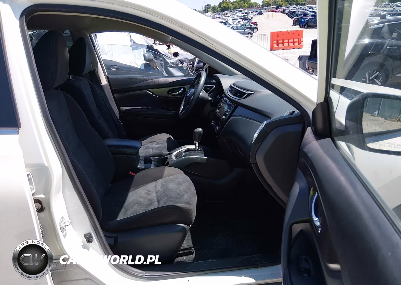 2015 Nissan Rogue Sv VIN:KNMAT2MV5FP533331 - 5