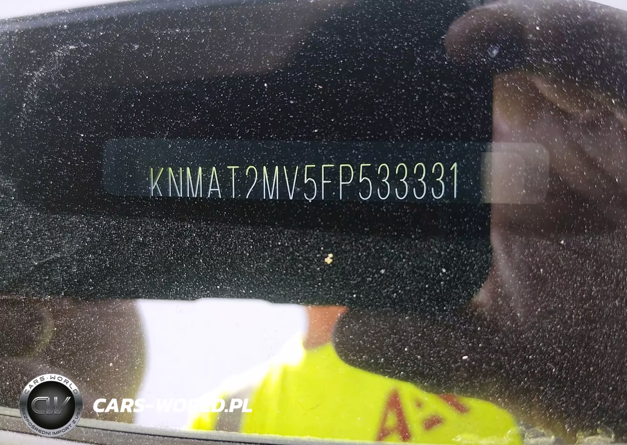 2015 Nissan Rogue Sv VIN:KNMAT2MV5FP533331 - 9