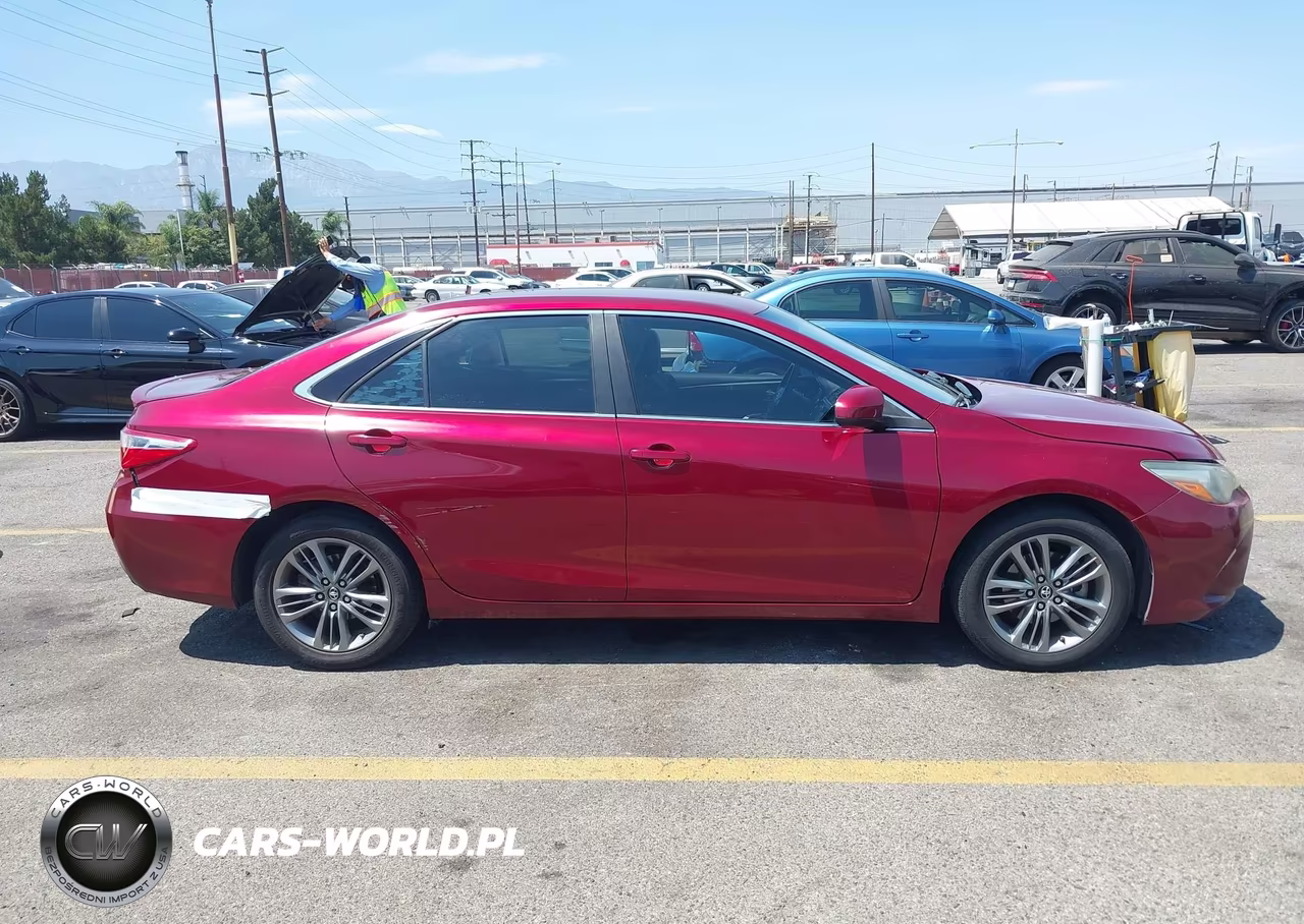 2016 Toyota Camry Se VIN:4T1BF1FK6GU567916 - 14