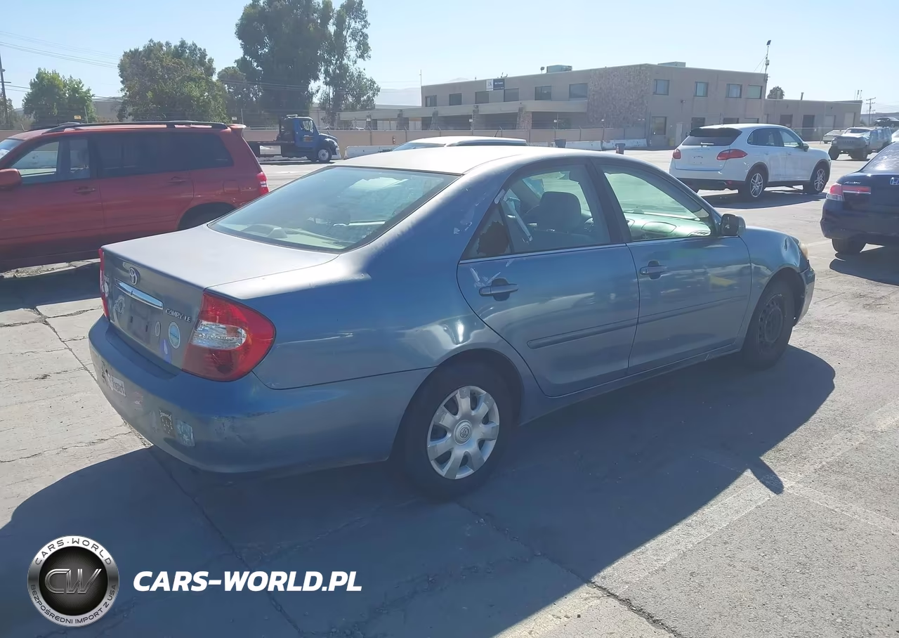 2004 Toyota Camry Le VIN:4T1BE32K14U804506 - 4