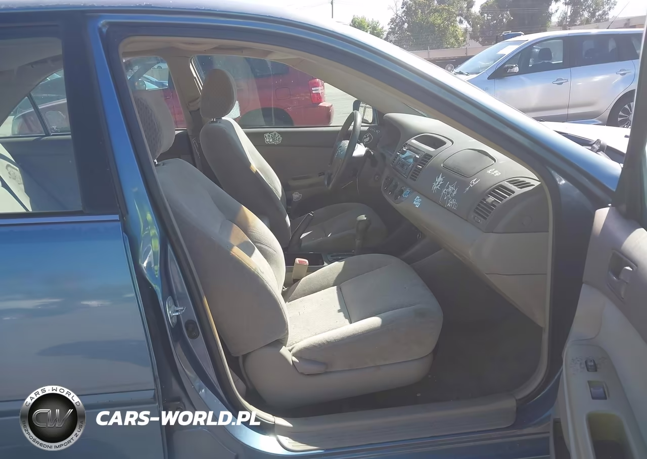 2004 Toyota Camry Le VIN:4T1BE32K14U804506 - 5