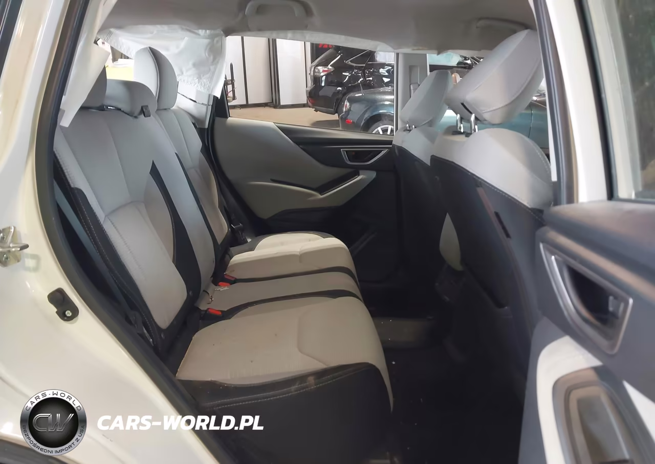 2019 Subaru Forester VIN:JF2SKACCXKH450548 - 8