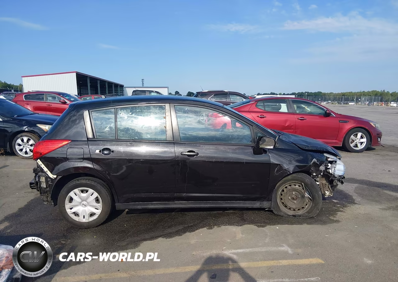2011 Nissan Versa 1.8S VIN:3N1BC1CP1BL494943 - 13