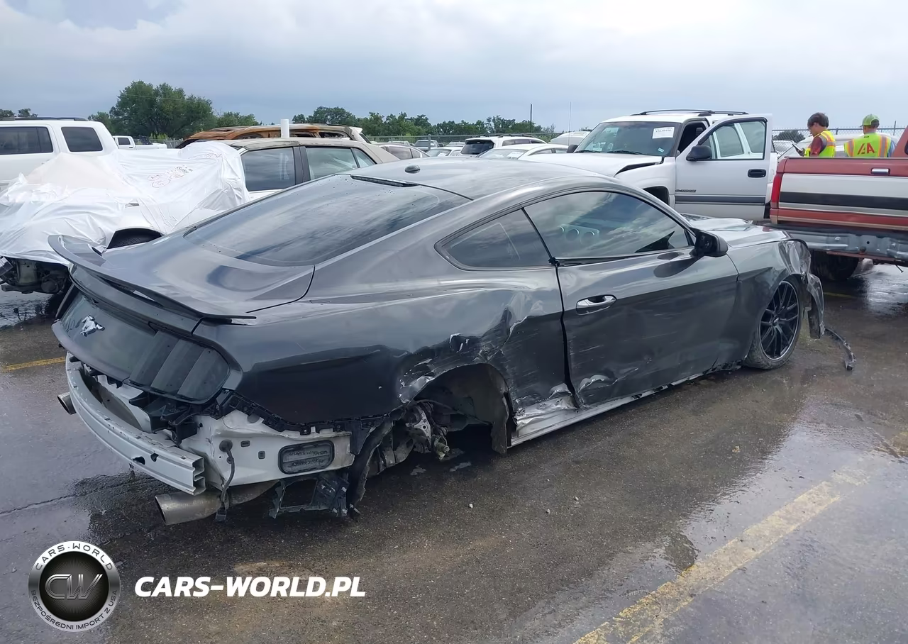 2017 Ford Mustang Ecoboost VIN:1FA6P8TH7H5322905 - 4