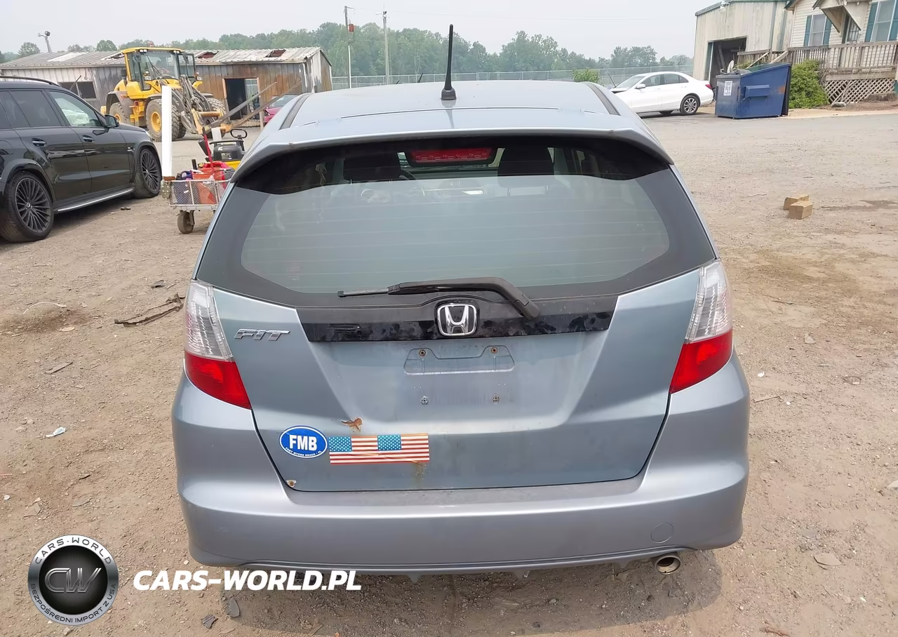 2011 Honda Fit Sport VIN:JHMGE8H57BC003430 - 17