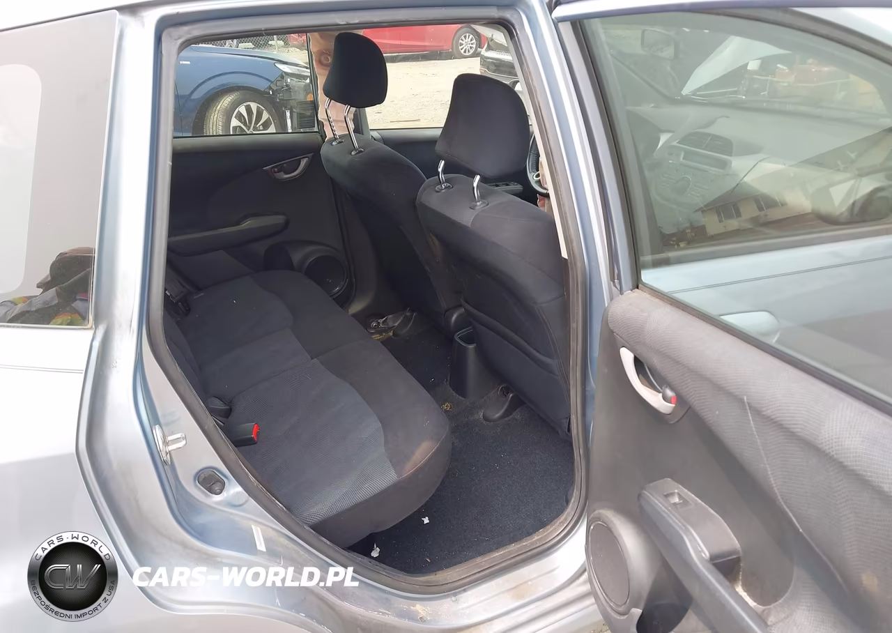 2011 Honda Fit Sport VIN:JHMGE8H57BC003430 - 8