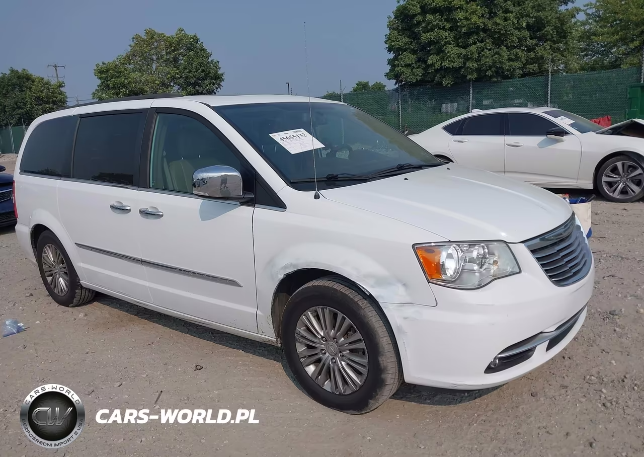 2016 Chrysler Town & Country Touring-L Anniversary Edition – zdjęcie 1 z 16