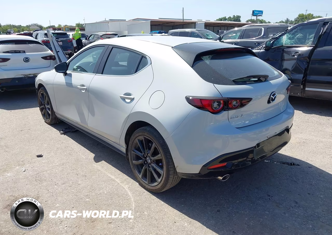 2026 Mazda Mazda3 2.5 S Select Sport VIN:JM1BPAKL2T1863902 - 3