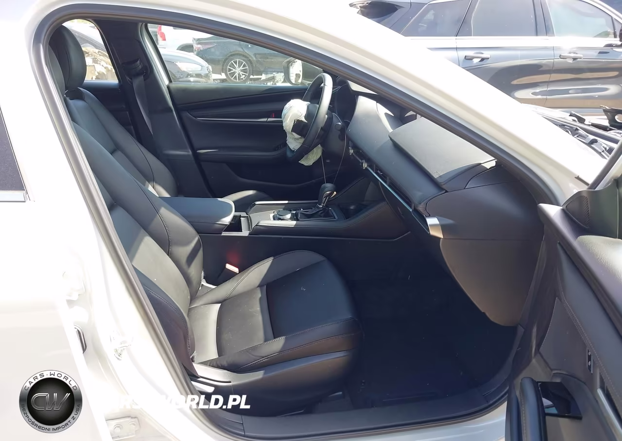 2026 Mazda Mazda3 2.5 S Select Sport VIN:JM1BPAKL2T1863902 - 5