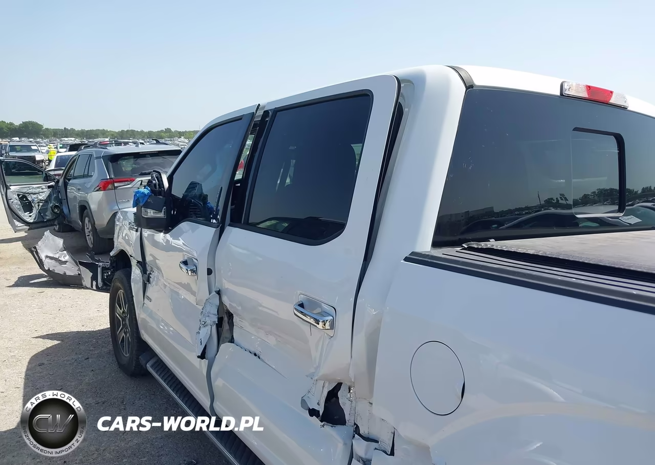 2015 Ford F-150 Xlt VIN:1FTEW1EP0FFA00392 - 18