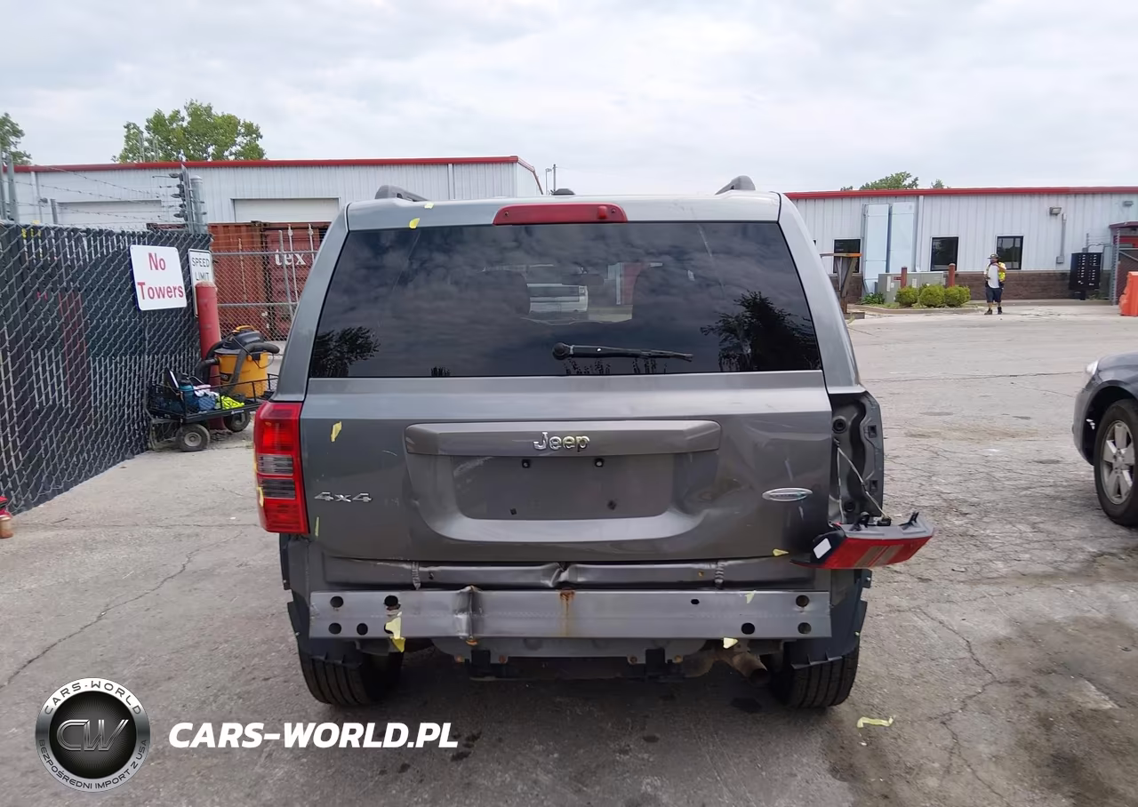 2013 Jeep Patriot Latitude VIN:1C4NJRFB4DD165550 - 17