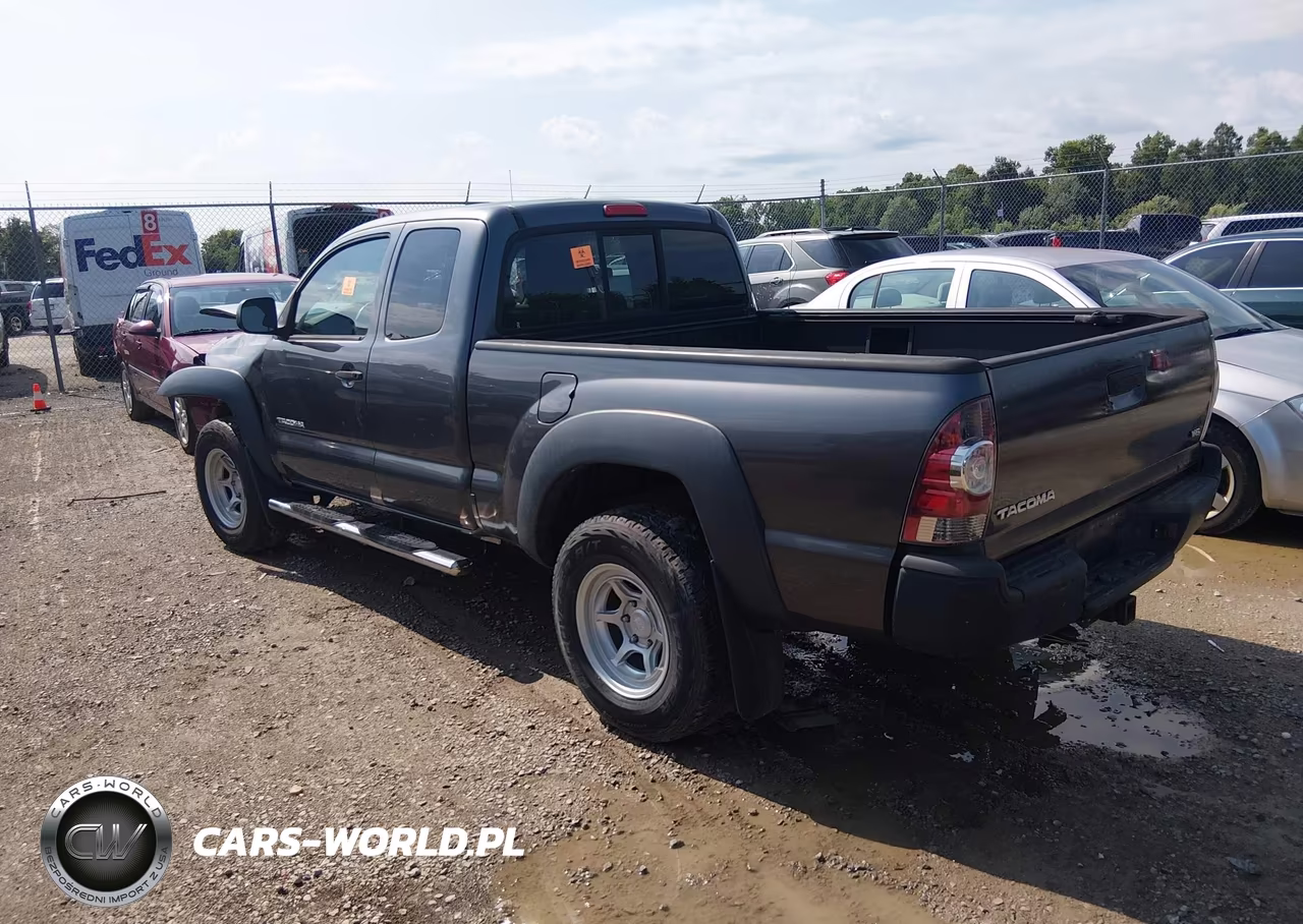 2011 Toyota Tacoma Base V6 VIN:5TFUU4EN2BX003512 - 3