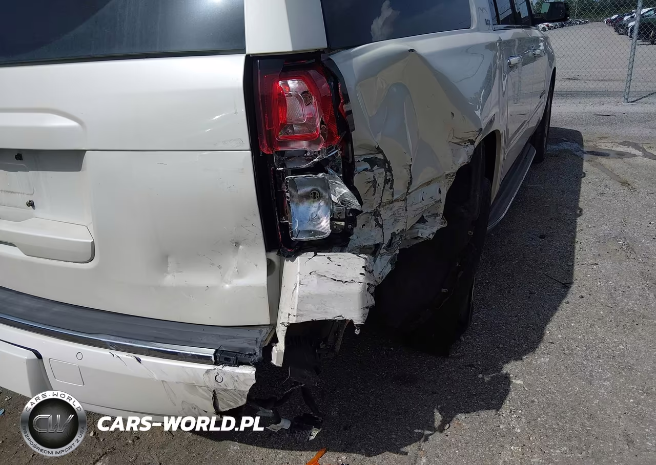 2015 Chevrolet Suburban Ltz VIN:1GNSCKKC9FR722579 - 6