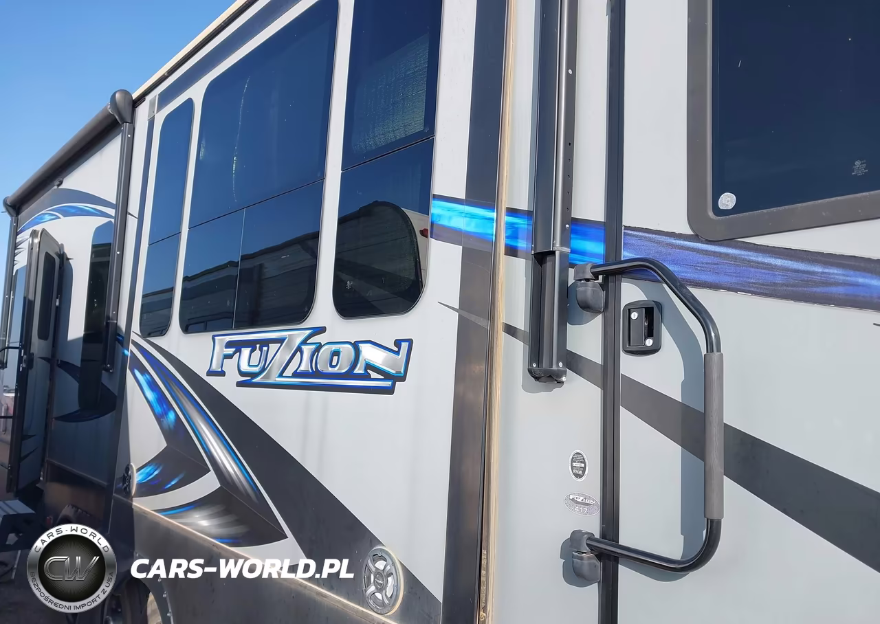 2018 Keystone Fuzion VIN:4YDF41736JF810152 - 6