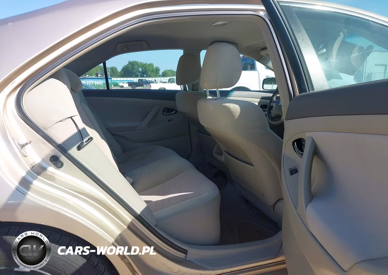 2010 Toyota Camry Le VIN:4T1BF3EK5AU029082 - 8