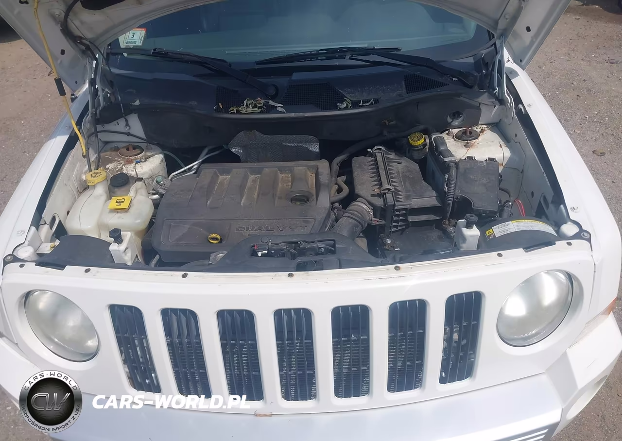 2010 Jeep Patriot Limited VIN:1J4NF4GB9AD570084 - 10