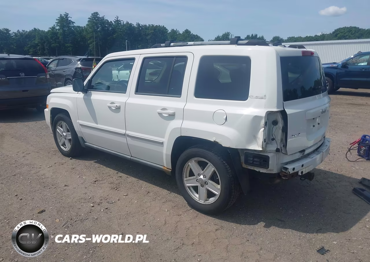 2010 Jeep Patriot Limited VIN:1J4NF4GB9AD570084 - 3