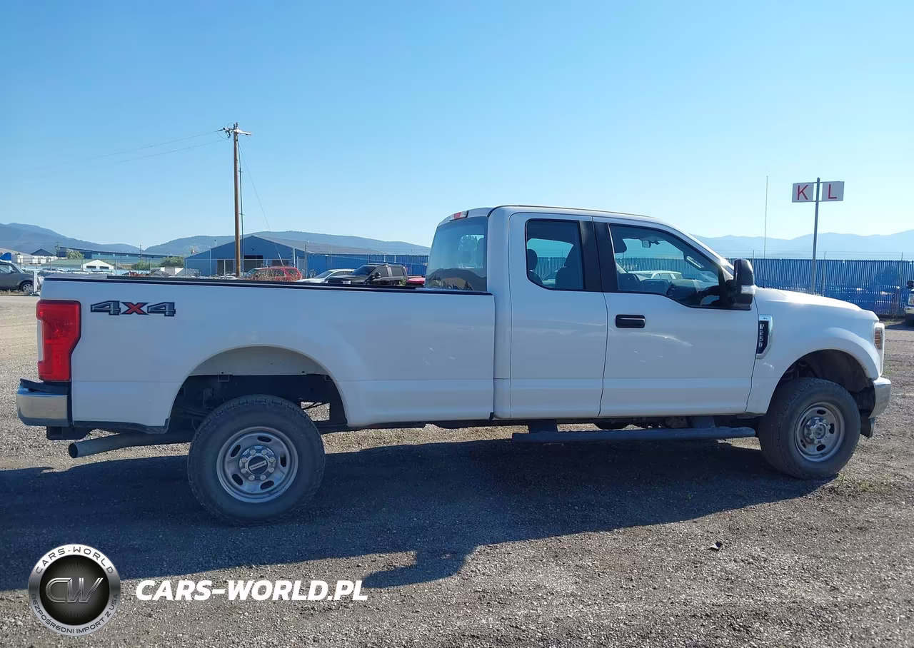 2018 Ford F-250 Xl VIN:1FT7X2B64JEC84082 - 15