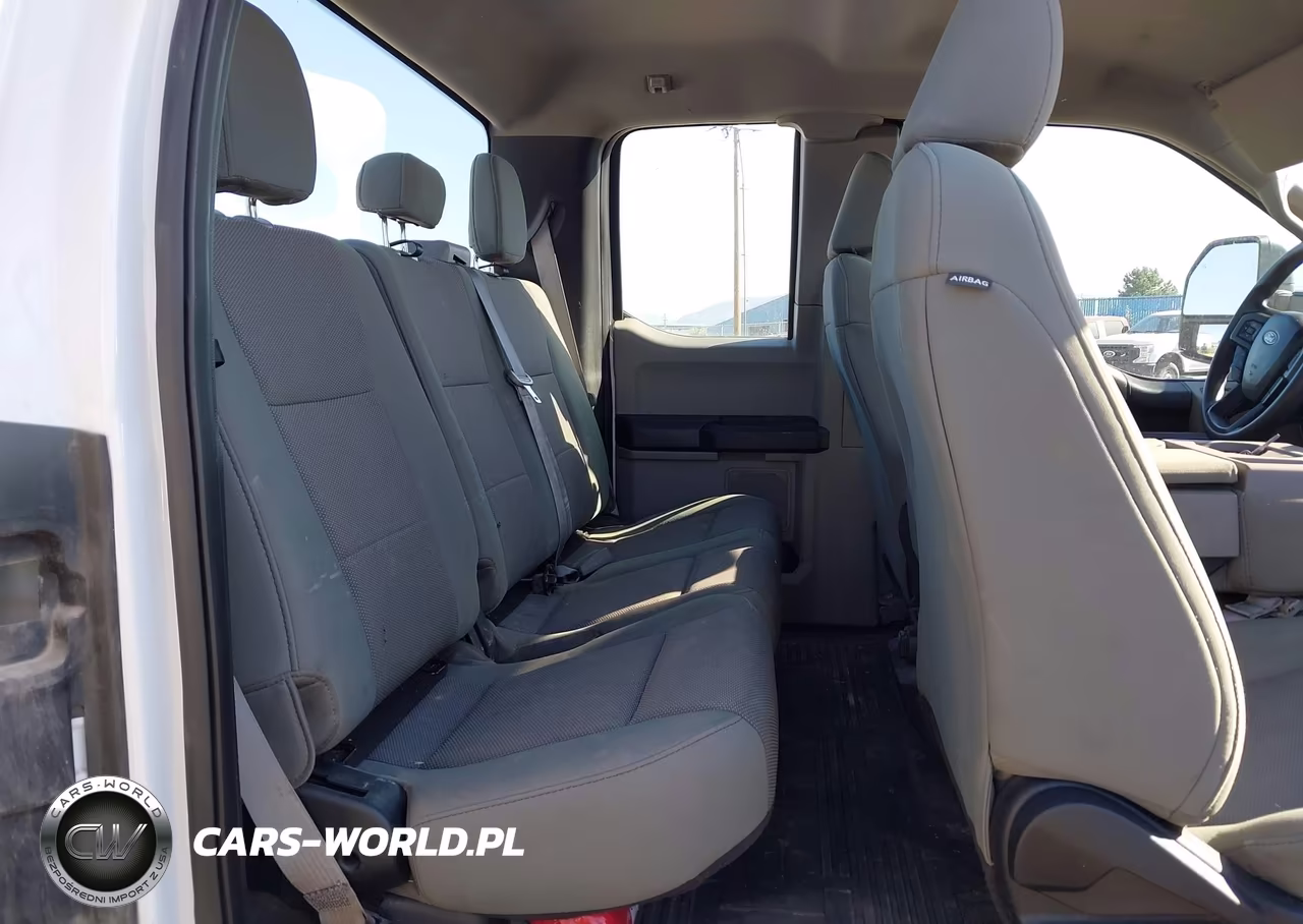 2018 Ford F-250 Xl VIN:1FT7X2B64JEC84082 - 8
