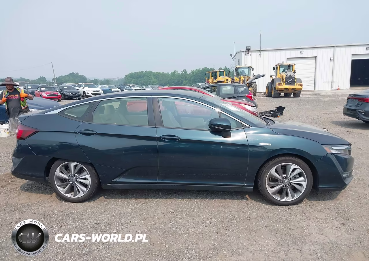 2020 Honda Clarity Plug-In Hybrid Touring VIN:JHMZC5F32LC000192 - 13