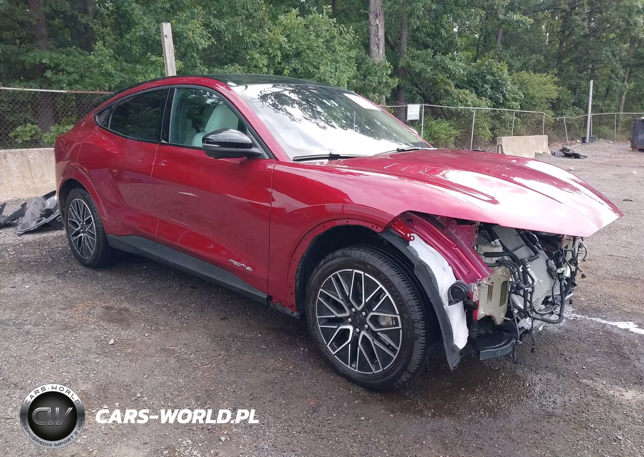 2025 Ford Mustang Mach-E Premium – zdjęcie 1 z 18