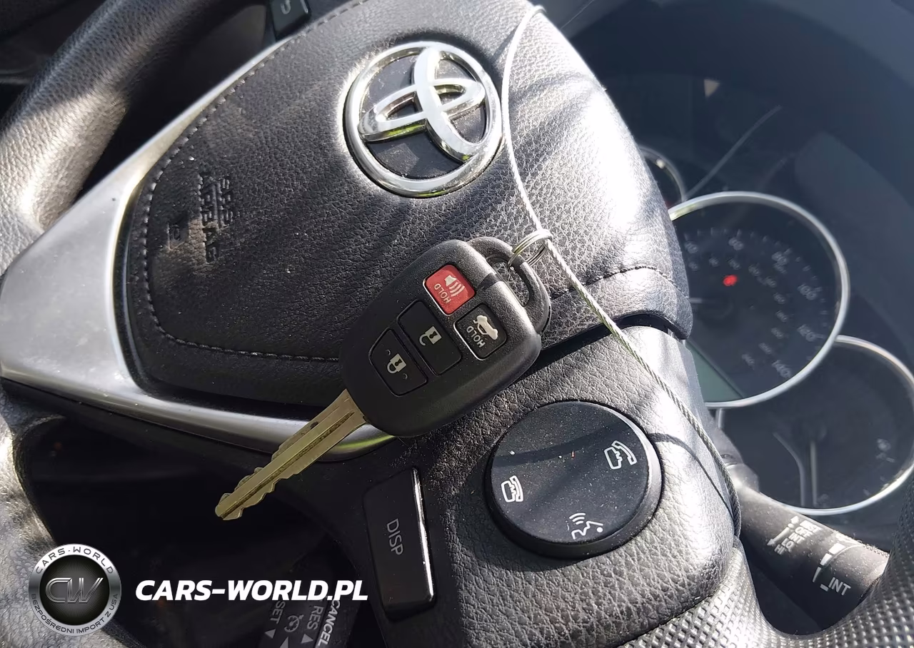 2016 Toyota Corolla Le Plus VIN:5YFBURHE5GP538114 - 11