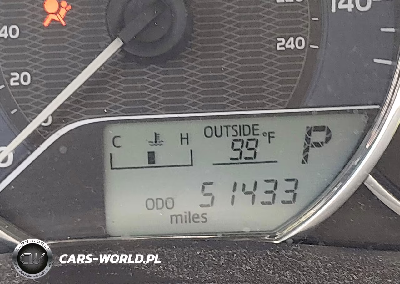 2016 Toyota Corolla Le Plus VIN:5YFBURHE5GP538114 - 15