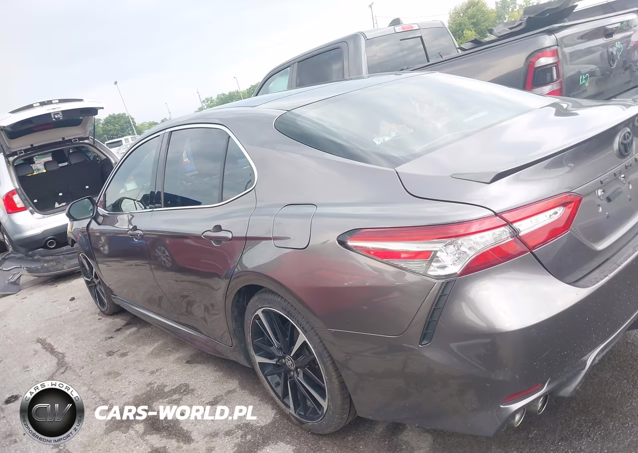 2018 Toyota Camry Xse VIN:4T1B61HK3JU015343 - 14