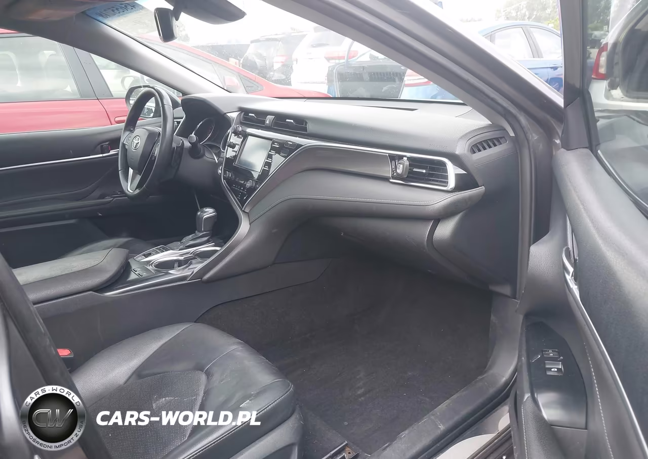 2018 Toyota Camry Xse VIN:4T1B61HK3JU015343 - 5