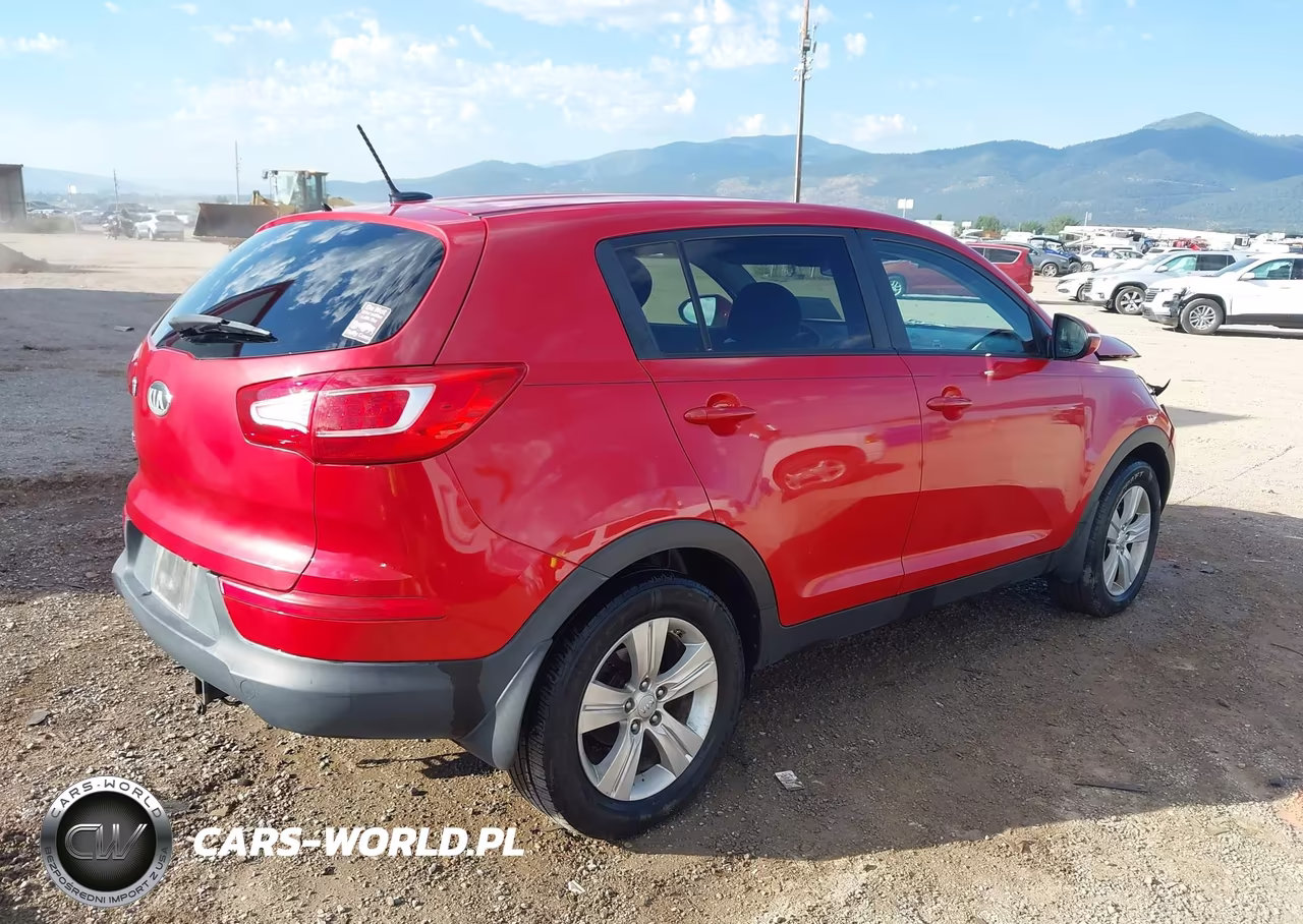 2013 Kia Sportage Lx VIN:KNDPB3A28D7509518 - 4