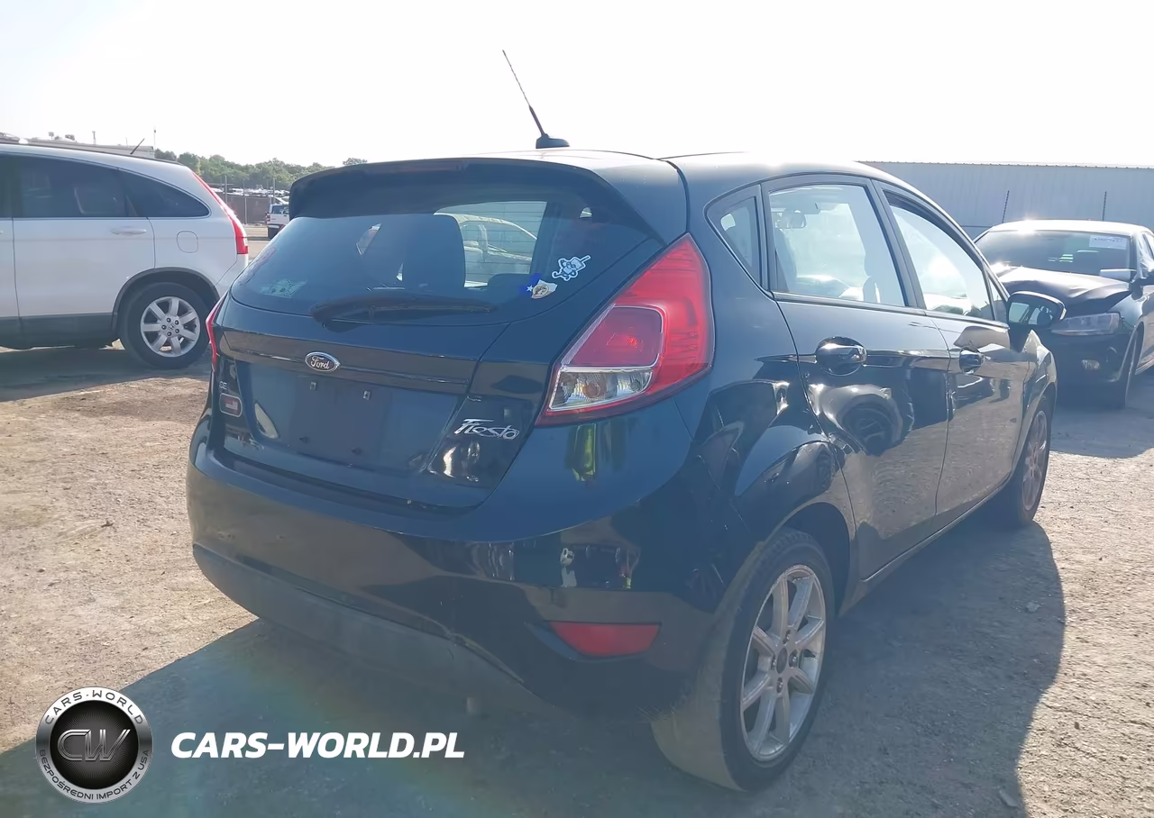 2015 Ford Fiesta Se VIN:3FADP4EJ0FM146755 - 4
