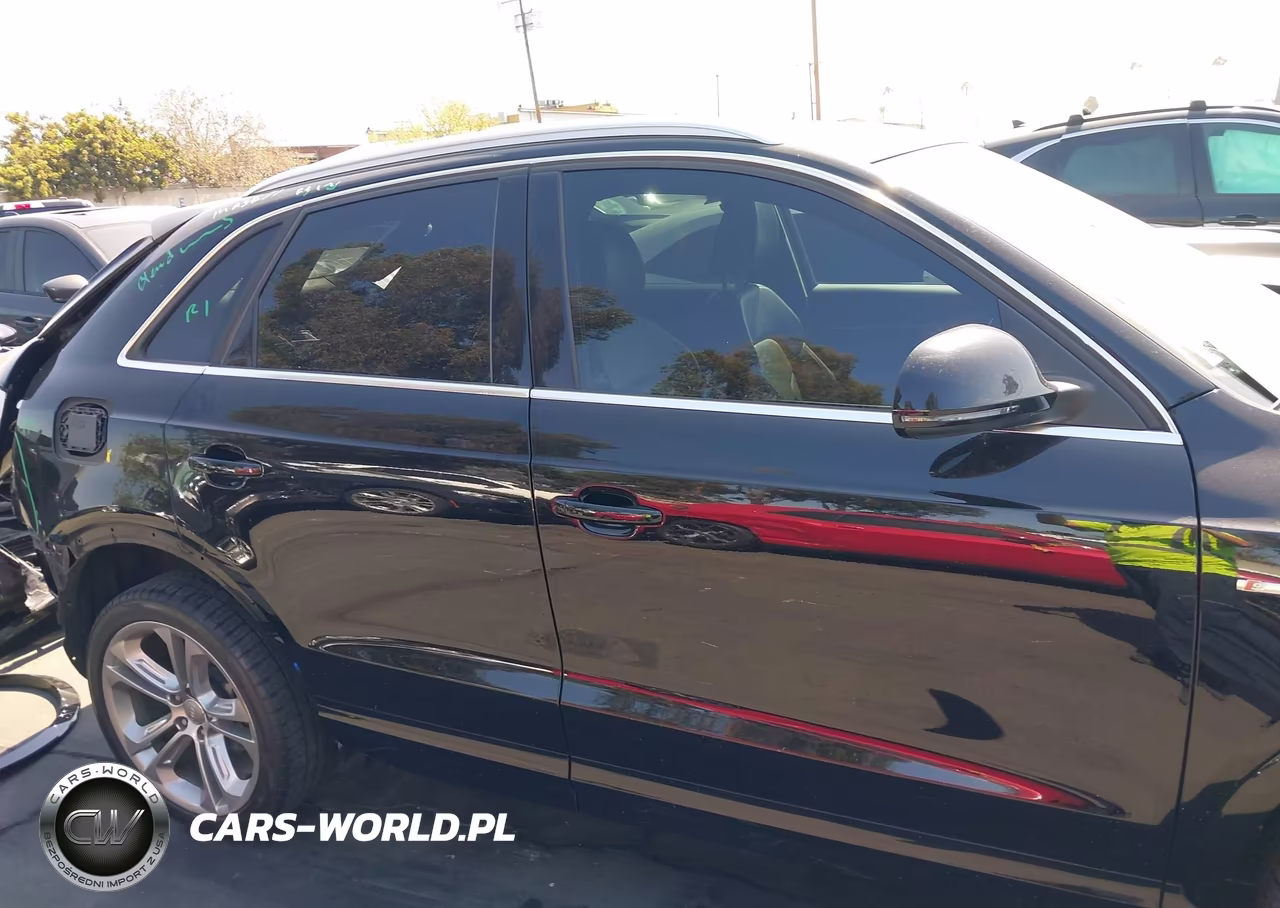 2016 Audi Q3 2.0T Premium Plus VIN:WA1GFCFS6GR020339 - 14