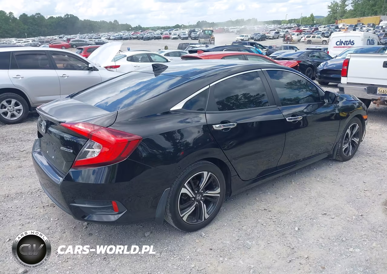 2017 Honda Civic Touring VIN:19XFC1F92HE004180 - 4
