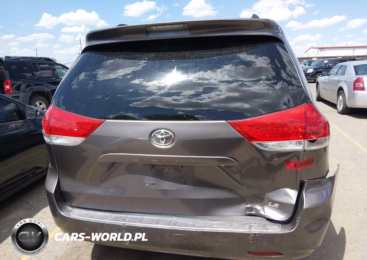 2012 Toyota Sienna Le V6 8 Passenger VIN:5TDKK3DC0CS232270 - 16