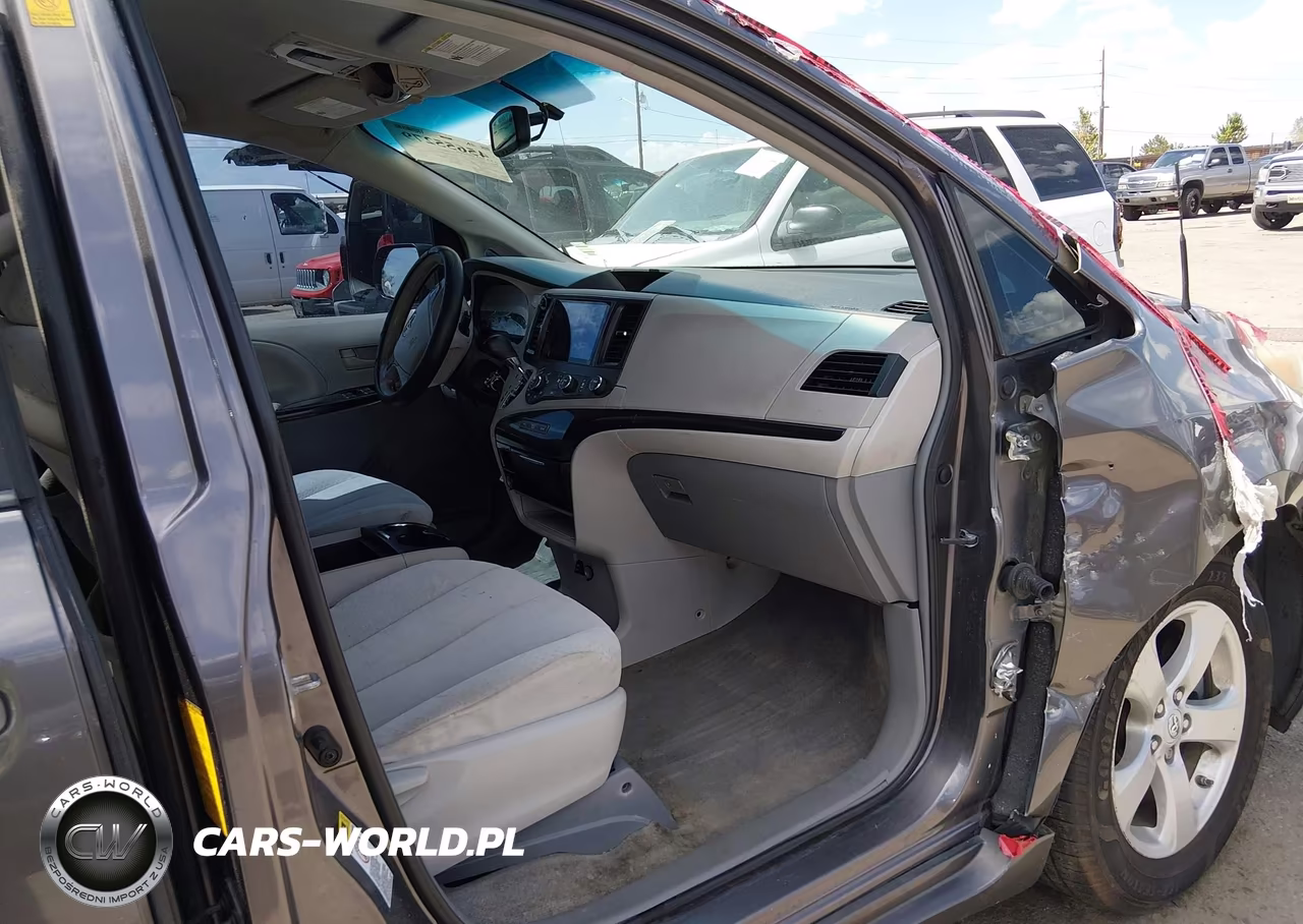 2012 Toyota Sienna Le V6 8 Passenger VIN:5TDKK3DC0CS232270 - 5