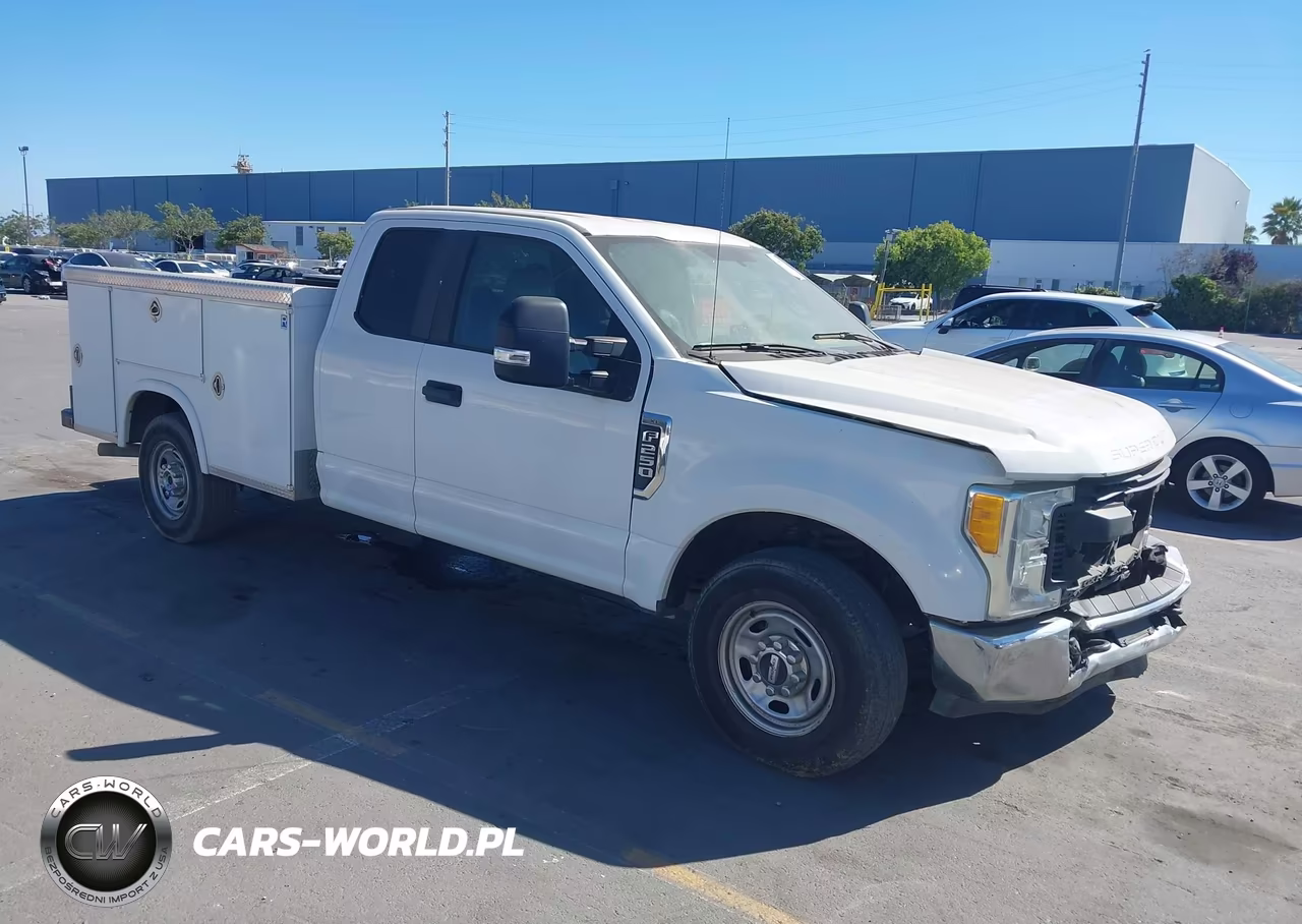 2017 Ford F-250 Xl VIN:1FD7X2A64HEB54097 - 1