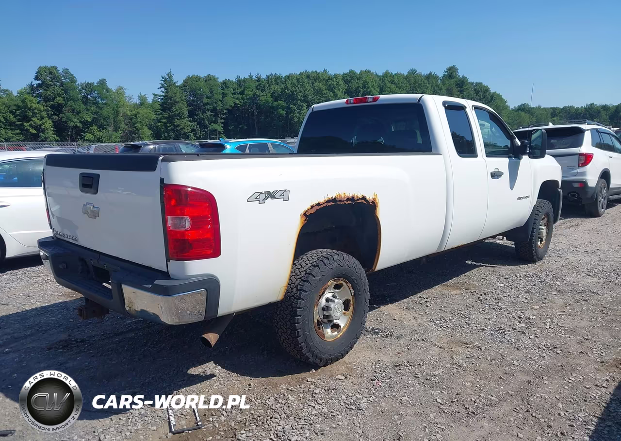 2007 Chevrolet Silverado 2500Hd Work Truck VIN:1GCHK29KX7E593313 - 4